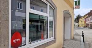 Ostereier sammeln beim Stadtbummel durch Perg mit der PERG-Card-App